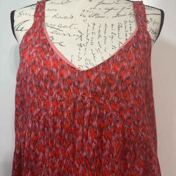 Joie Bondi Tiered Sleeveless Maxi Dress in a tea rose red print. Size Small. - Picture 5 of 13